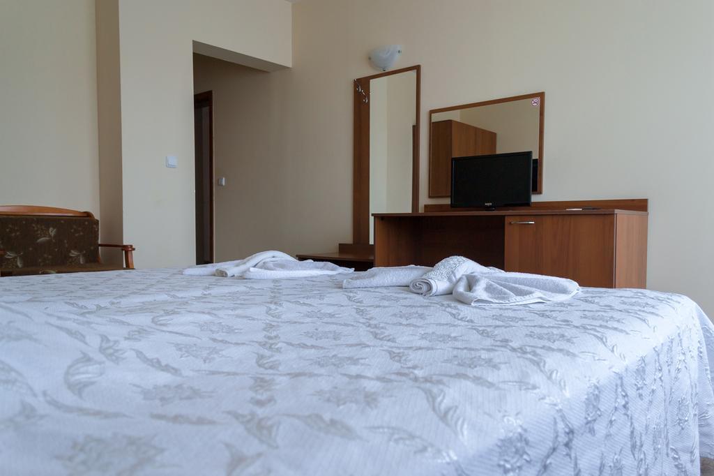 Sandor Hotel Nesebar Buitenkant foto