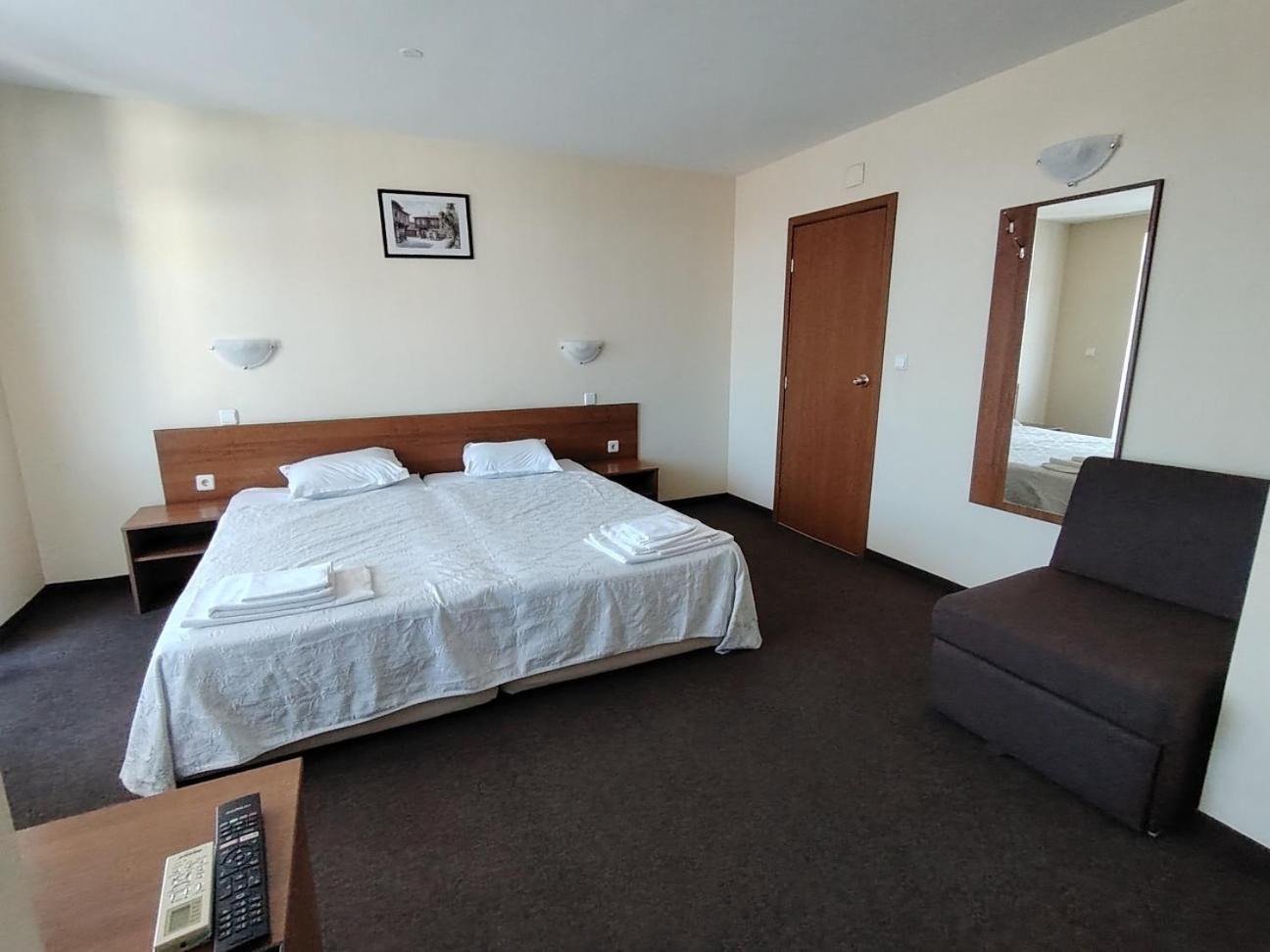 Sandor Hotel Nesebar Buitenkant foto