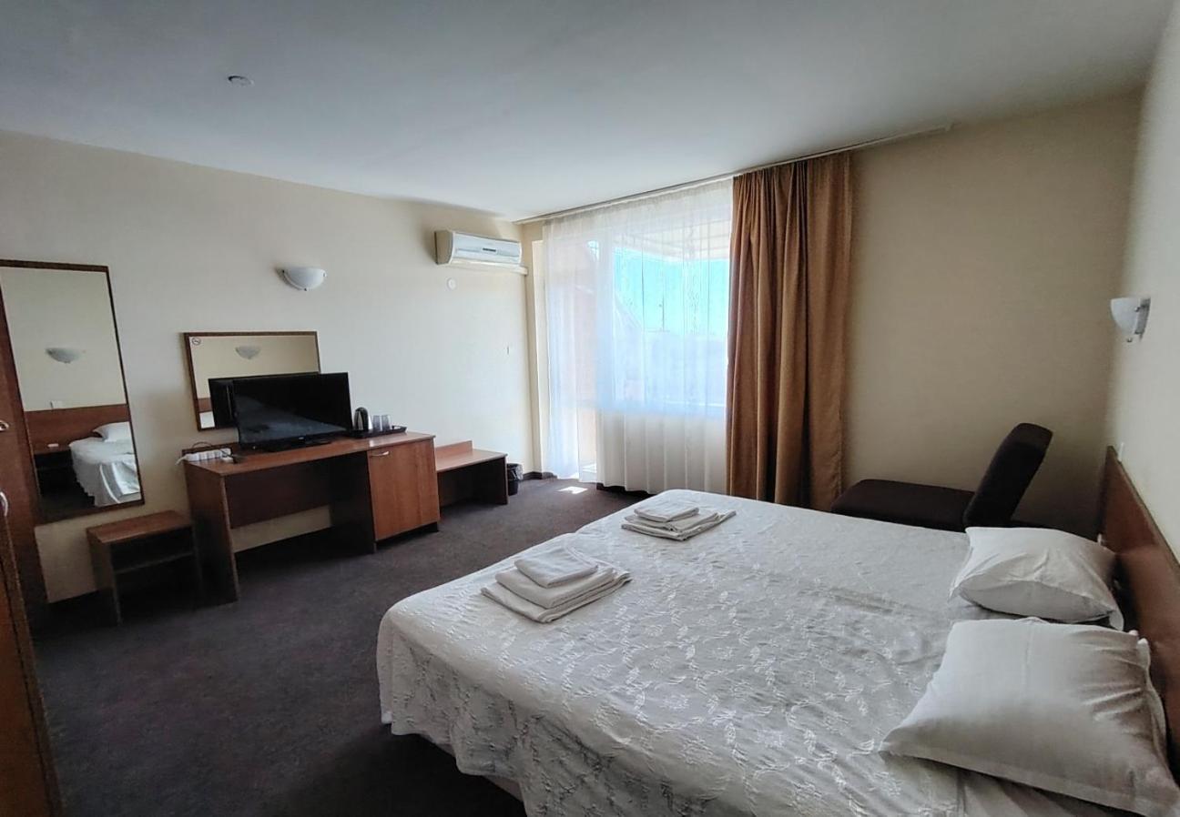 Sandor Hotel Nesebar Buitenkant foto