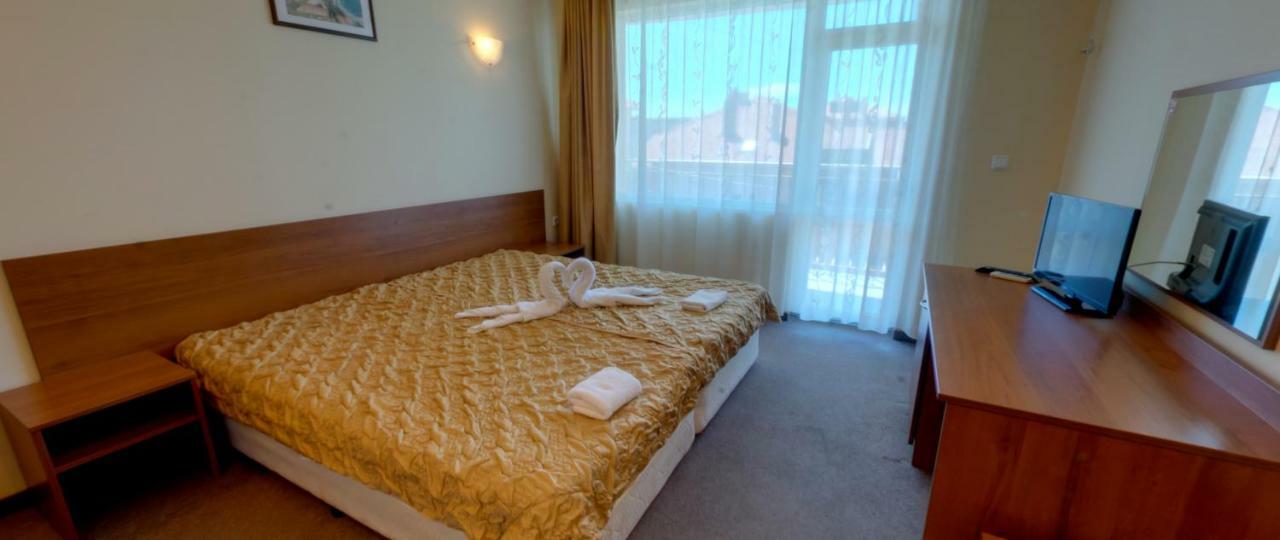 Sandor Hotel Nesebar Buitenkant foto
