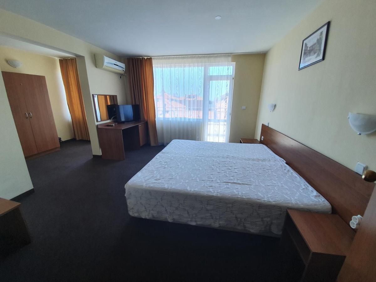 Sandor Hotel Nesebar Buitenkant foto