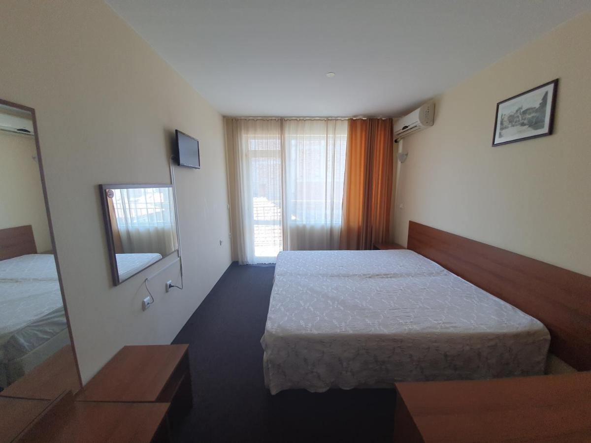 Sandor Hotel Nesebar Buitenkant foto