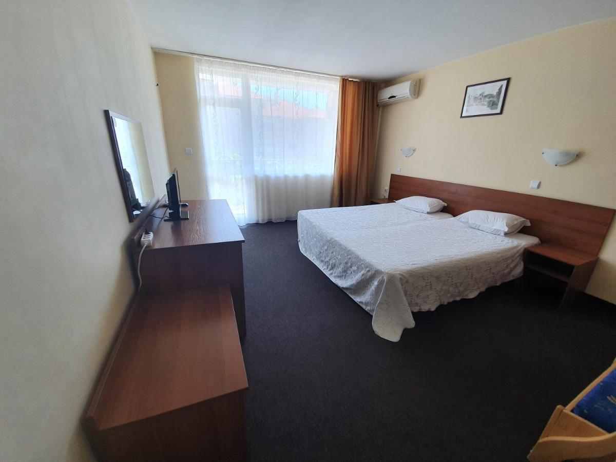 Sandor Hotel Nesebar Buitenkant foto