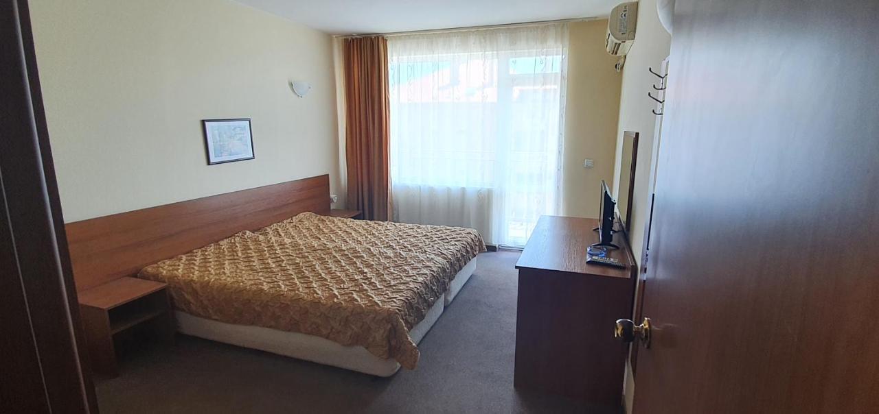Sandor Hotel Nesebar Buitenkant foto